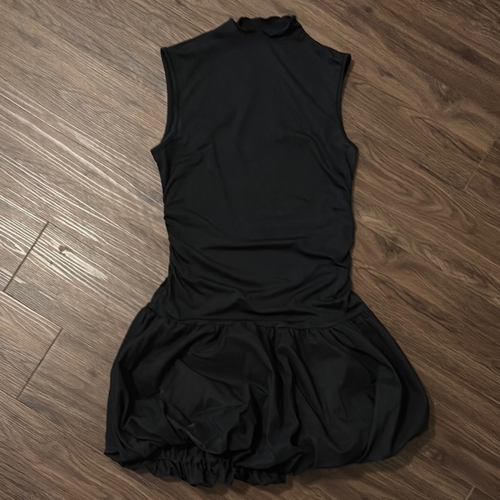 Elegant Black Sleeveless Dress